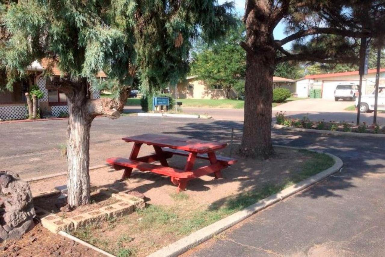 Oyo Hotel Colby, Ks 외부 사진
