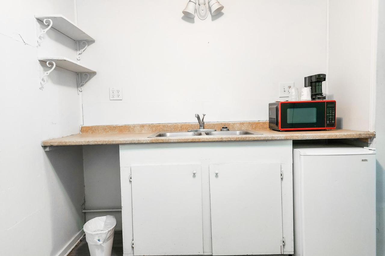 Oyo Hotel Colby, Ks 외부 사진