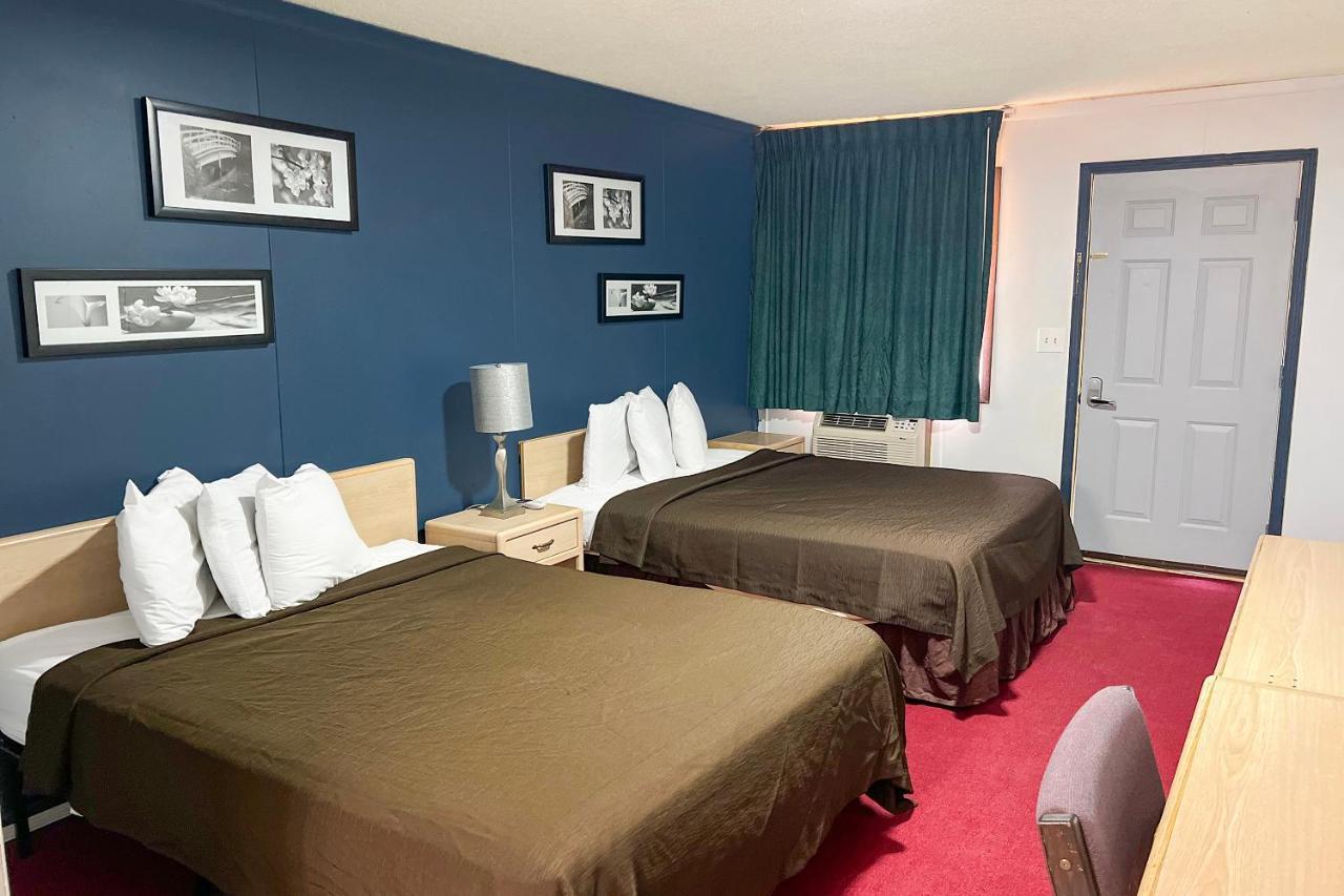 Oyo Hotel Colby, Ks 외부 사진